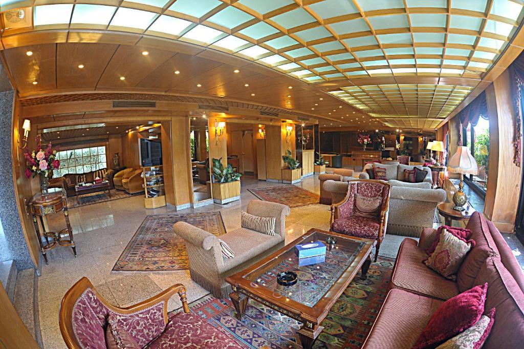 Hotel Mediterranee Beyrouth エクステリア 写真