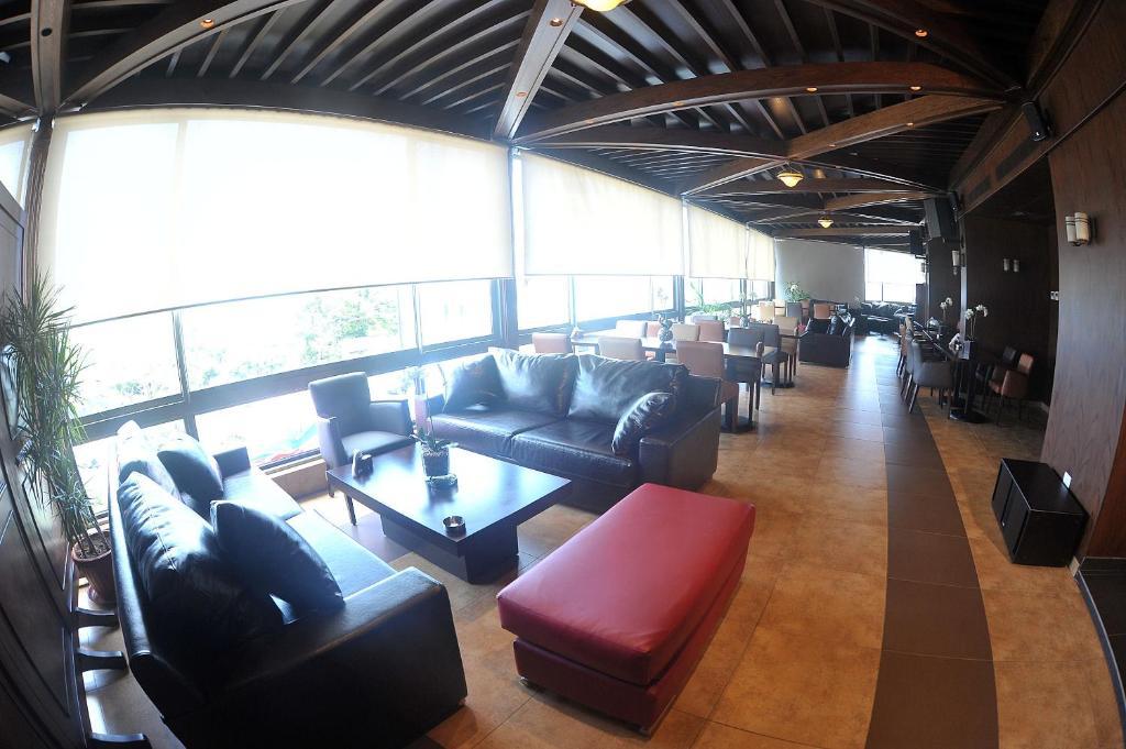 Hotel Mediterranee Beyrouth エクステリア 写真