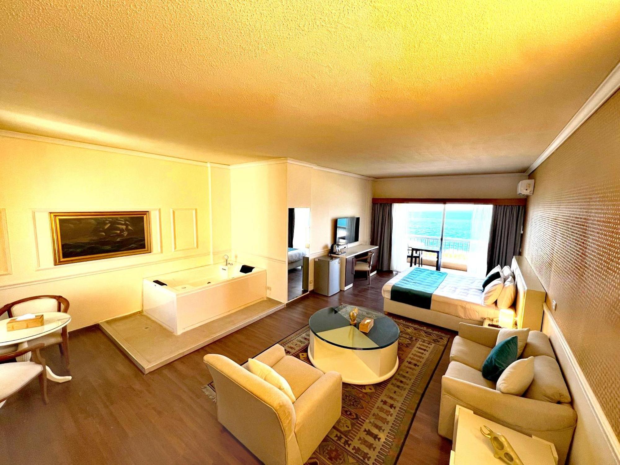 Hotel Mediterranee Beyrouth エクステリア 写真