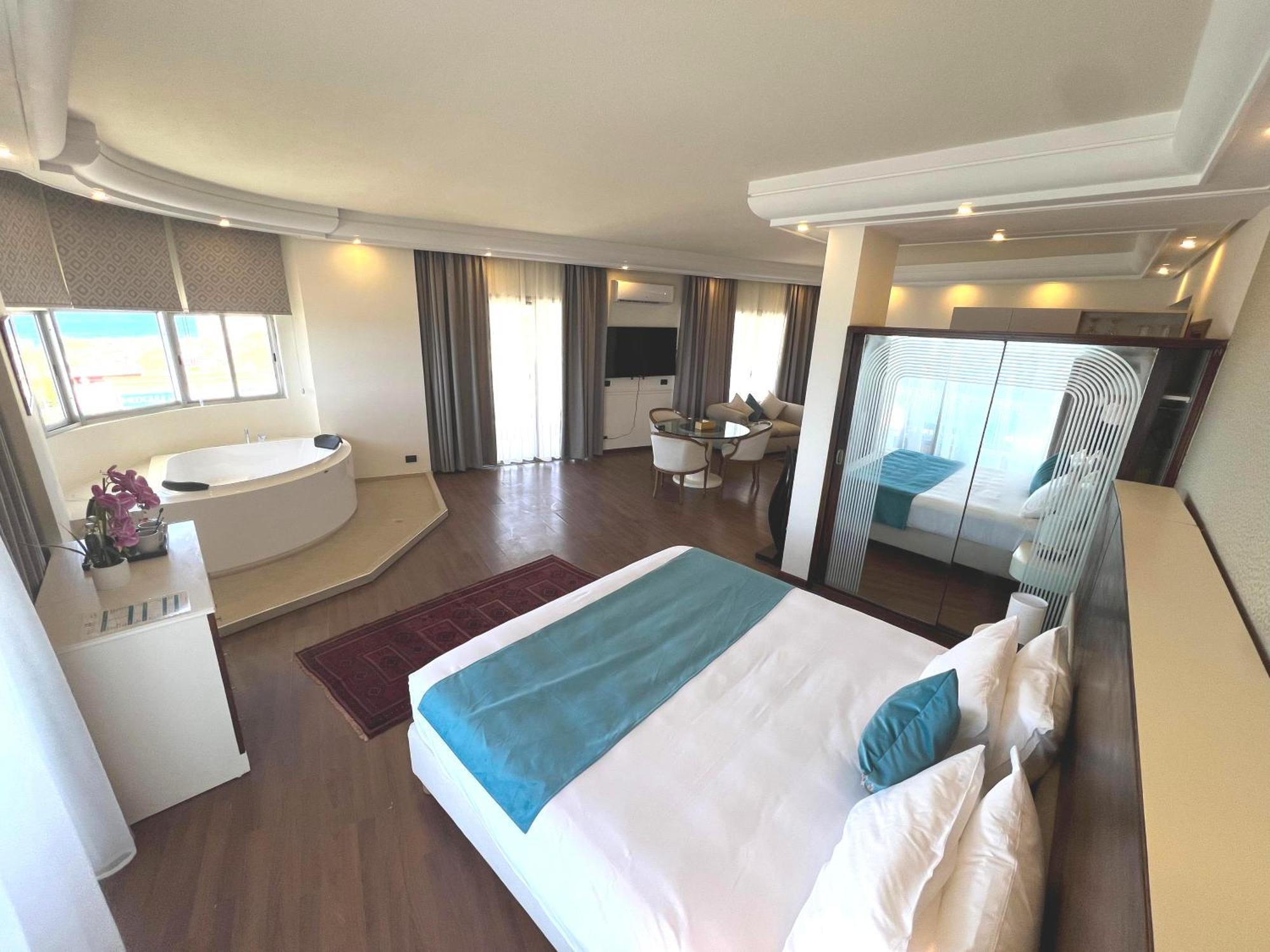 Hotel Mediterranee Beyrouth エクステリア 写真