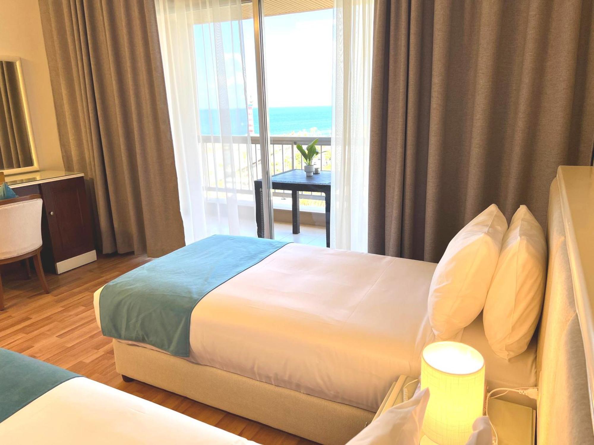 Hotel Mediterranee Beyrouth エクステリア 写真