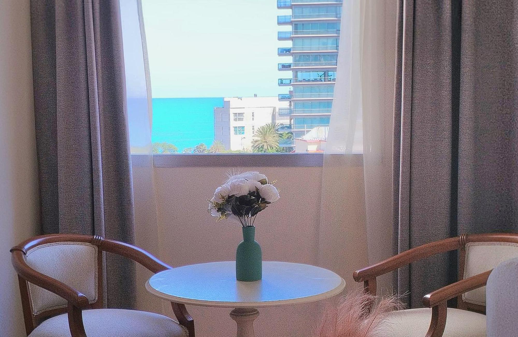 Hotel Mediterranee Beyrouth エクステリア 写真